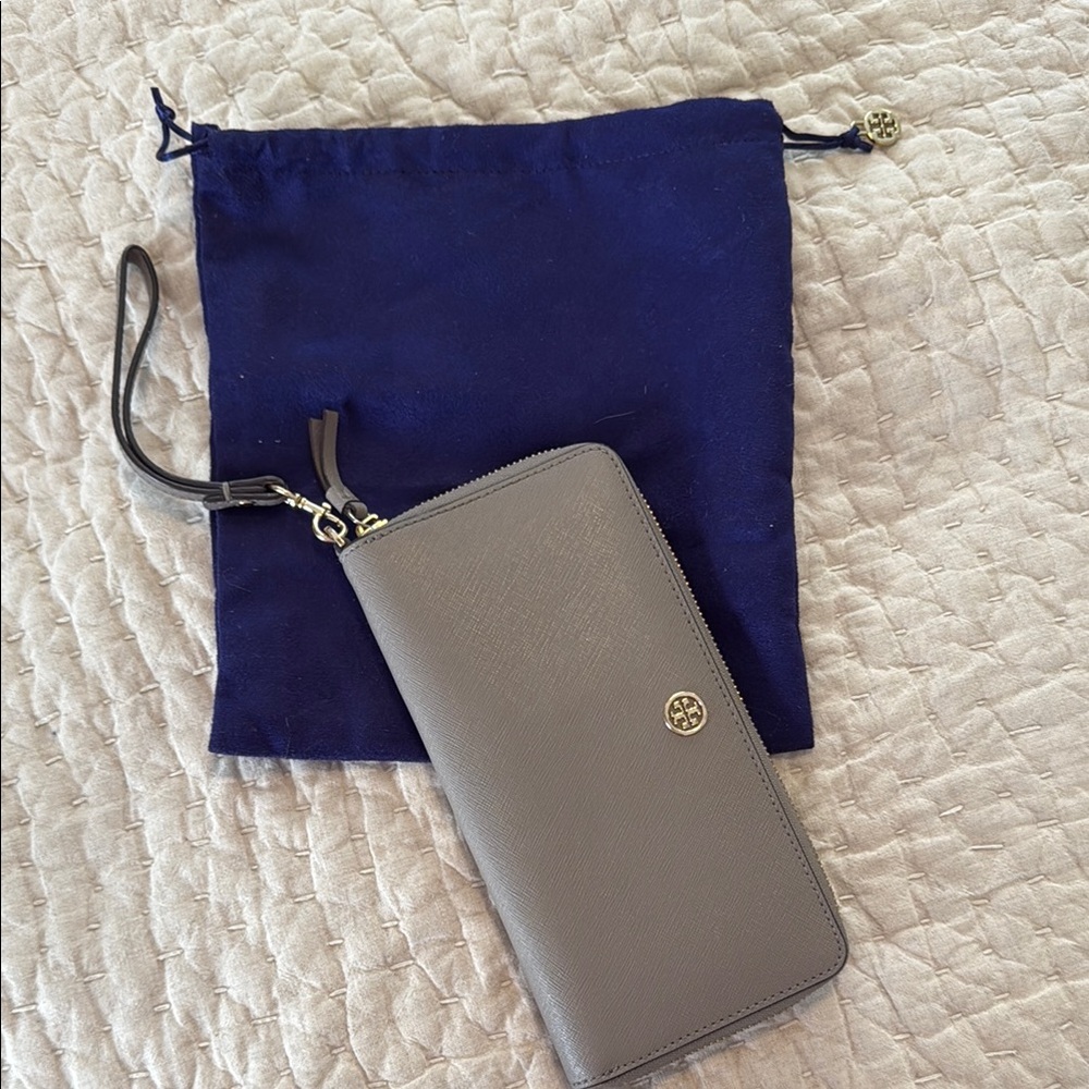 Tory Burch Robinson Wallet with Wrist Strap